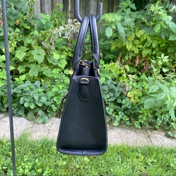 NWOT Aldo Black  Faux Leather Small Handbag - Picture 4 of 12